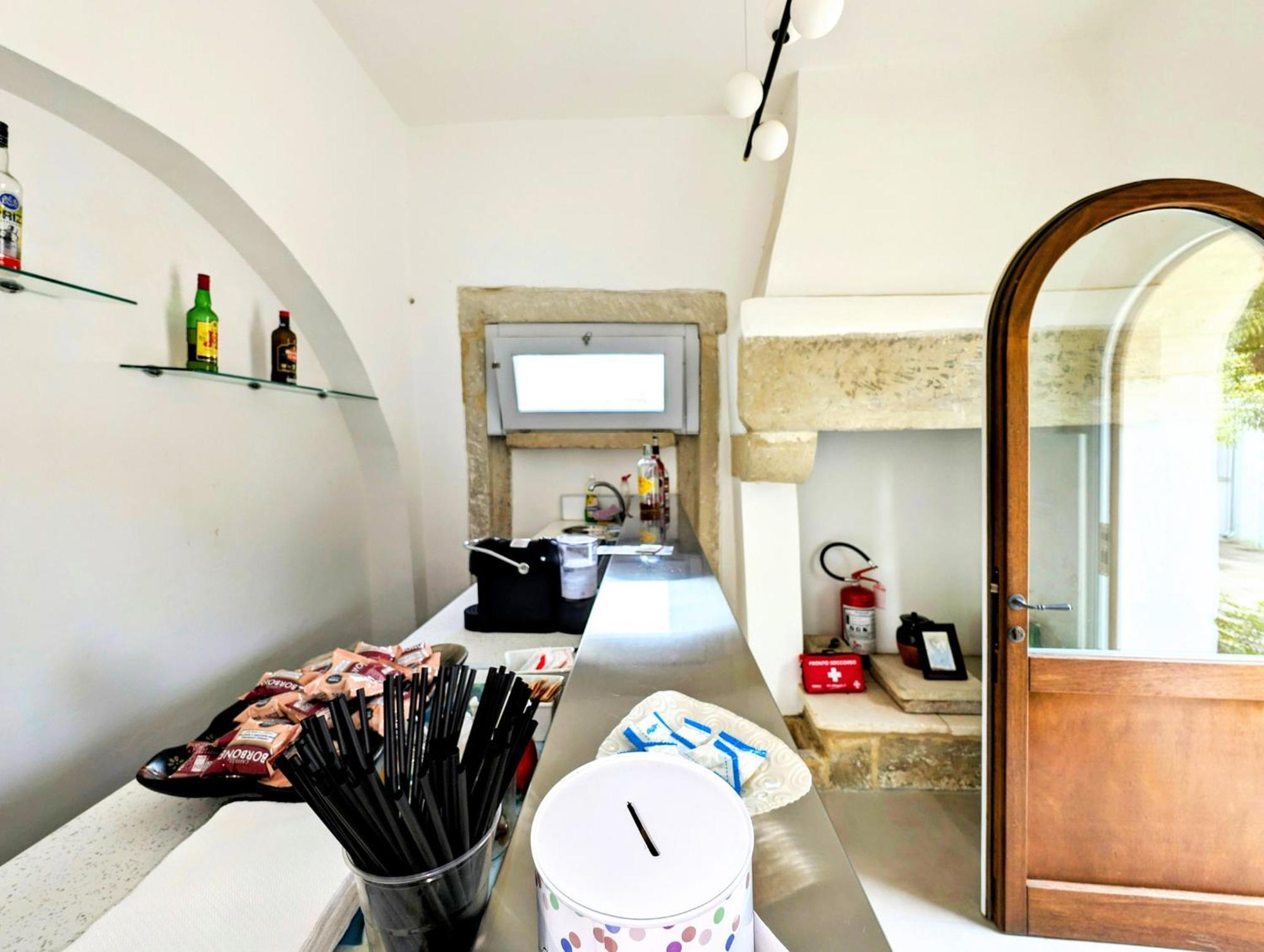 Oikia Vacanze Giuggianello Le Bey Exterior foto